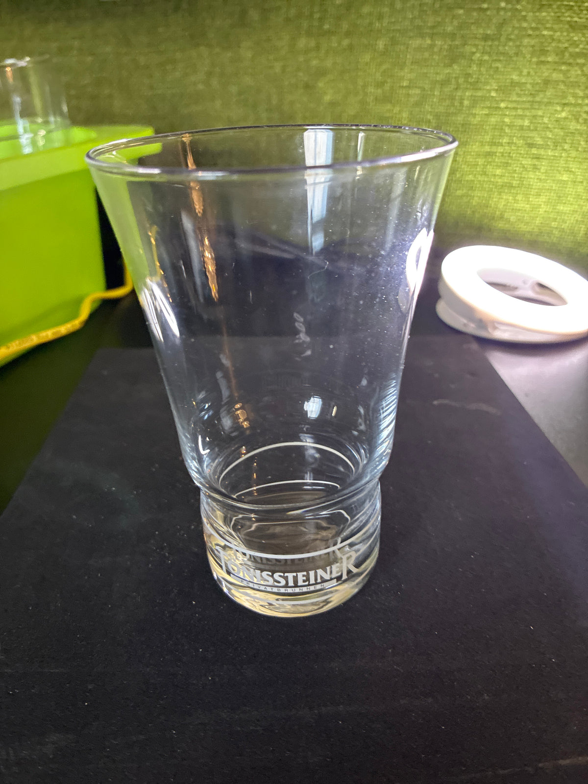 Glas
