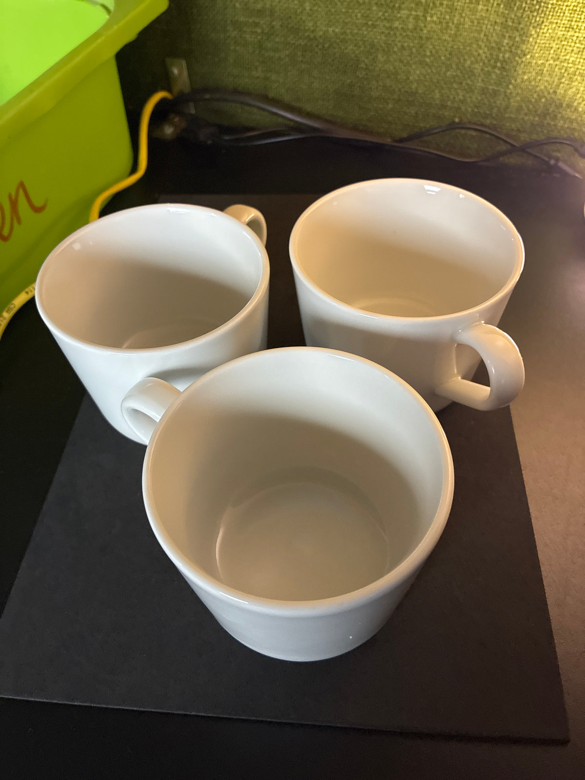 3 Tassen