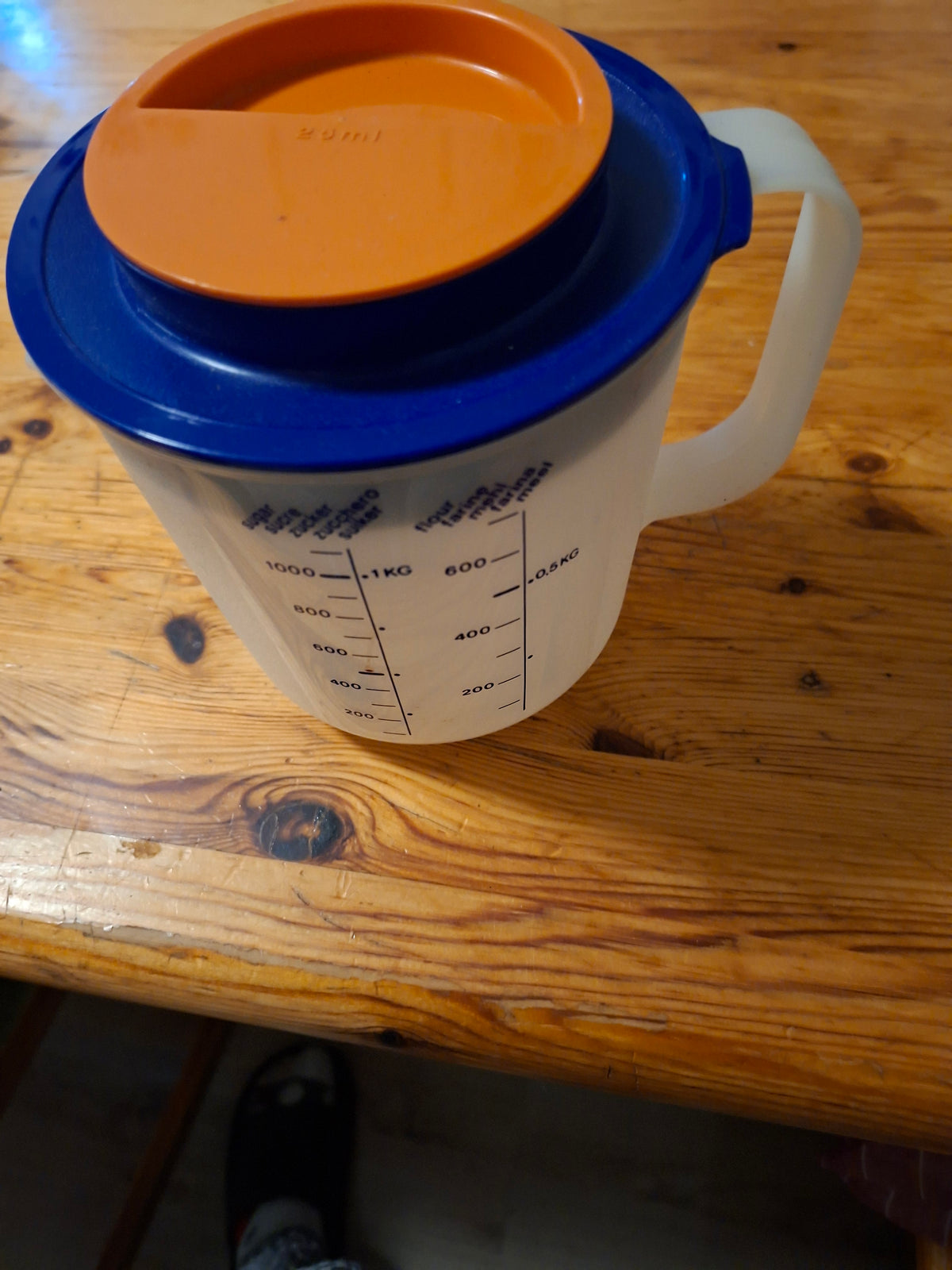 Meßbecher