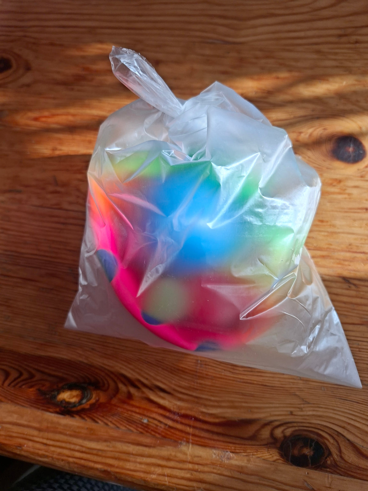 Kinder Ball Überraschung