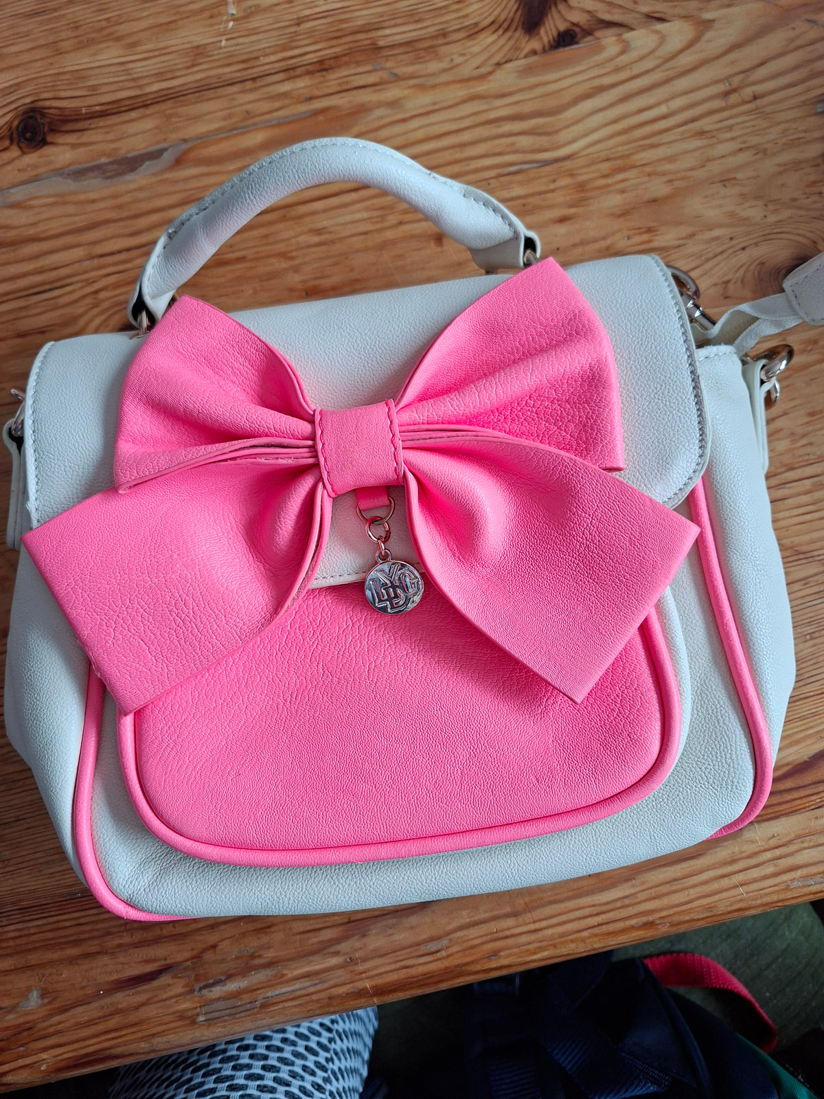 Handtasche