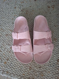 Schuhe 39