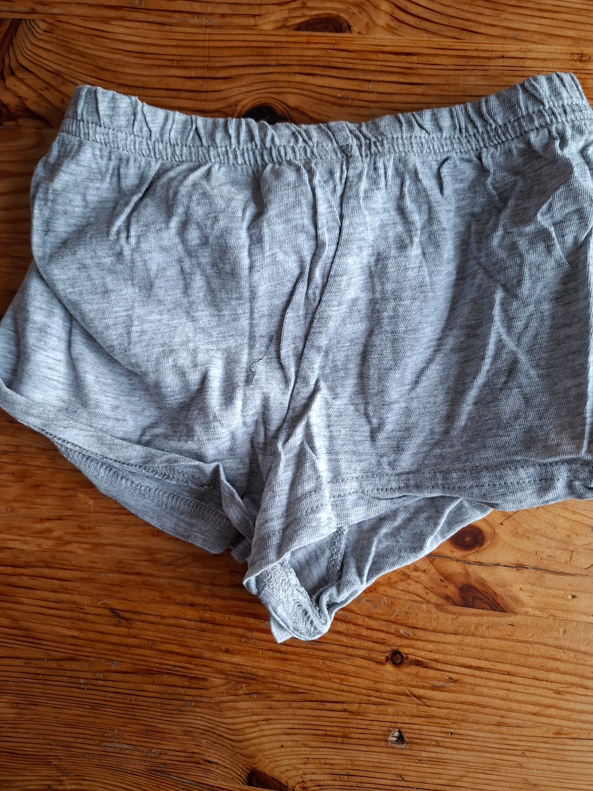 Kurze Hose 92