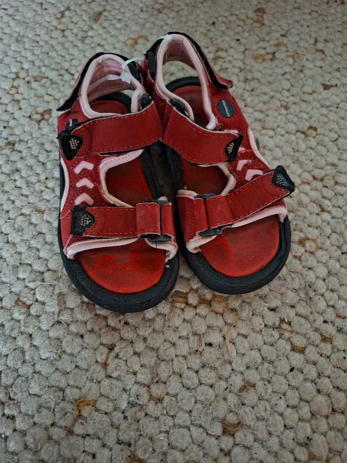 Sandalen 28