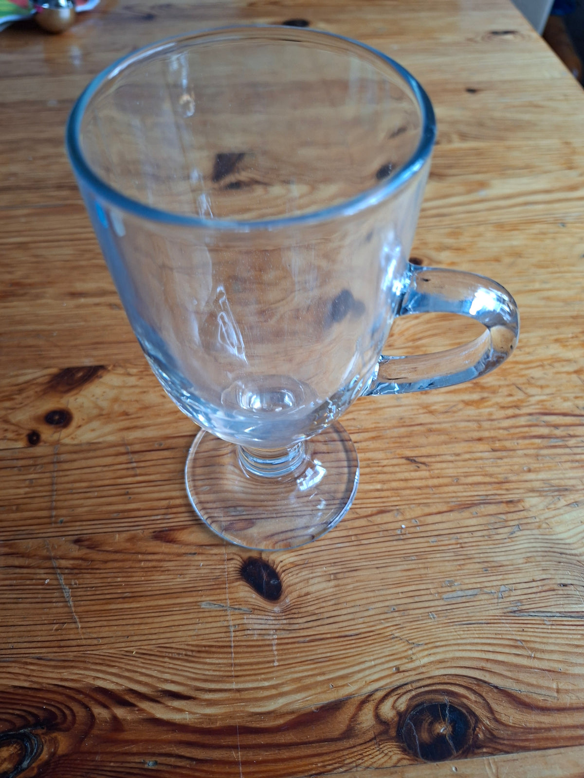 Glas