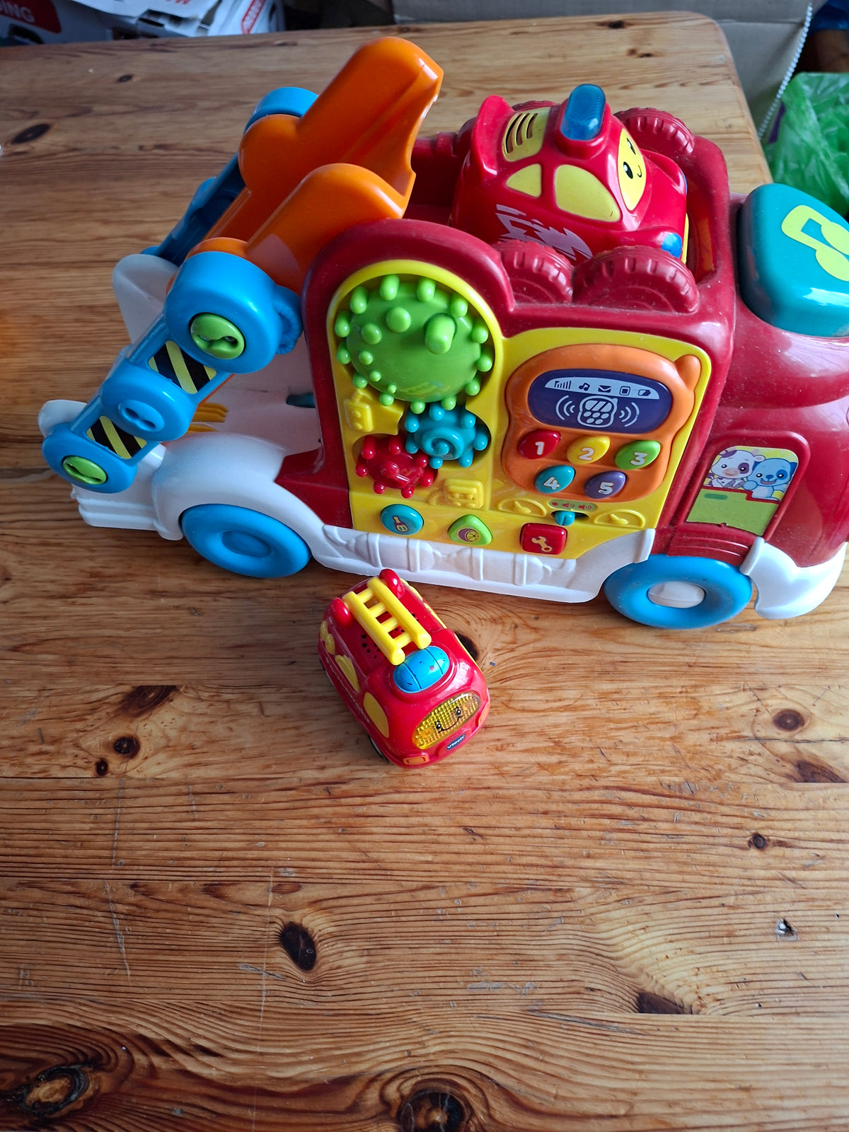 Vtech Abschleppwagen