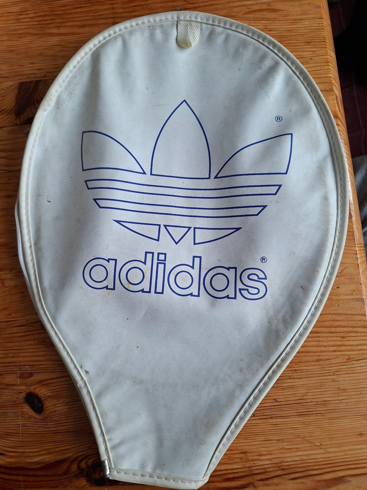 Tennisschlägerabdeckung