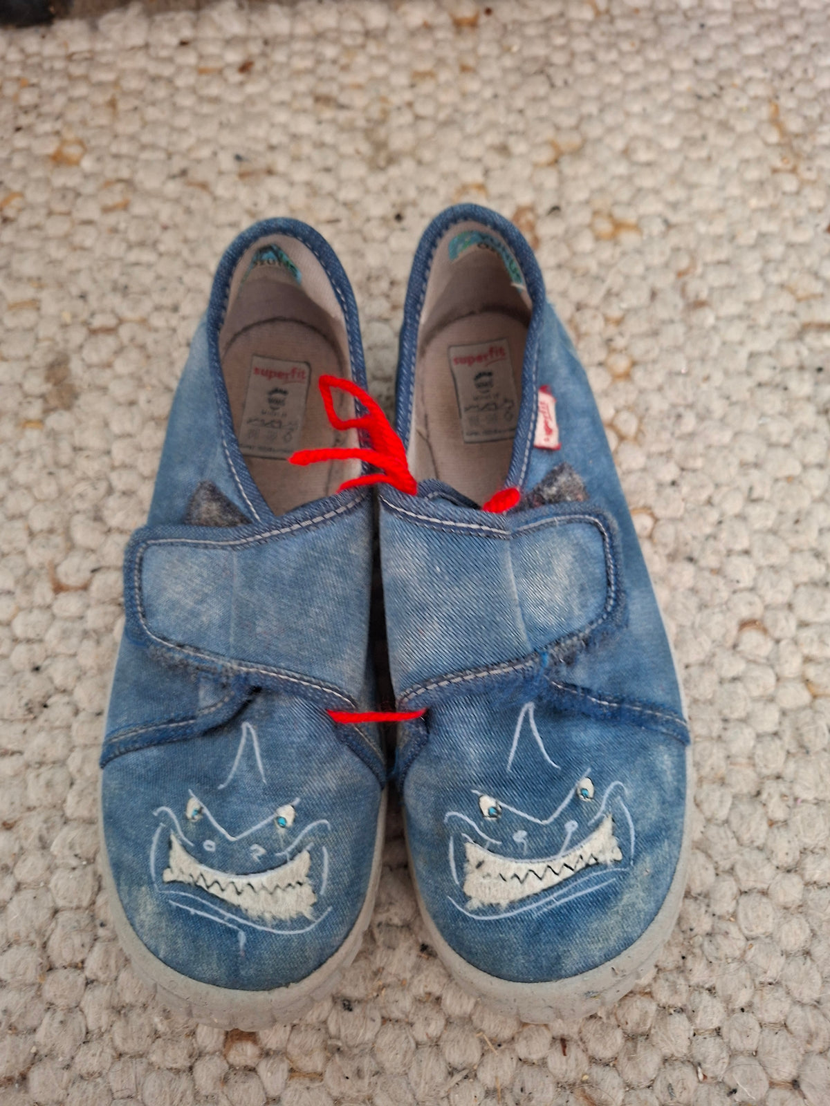 Schuhe 31