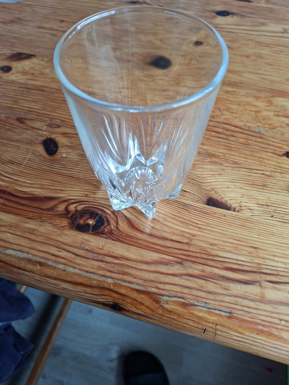 Glas