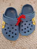 Schuhe 27