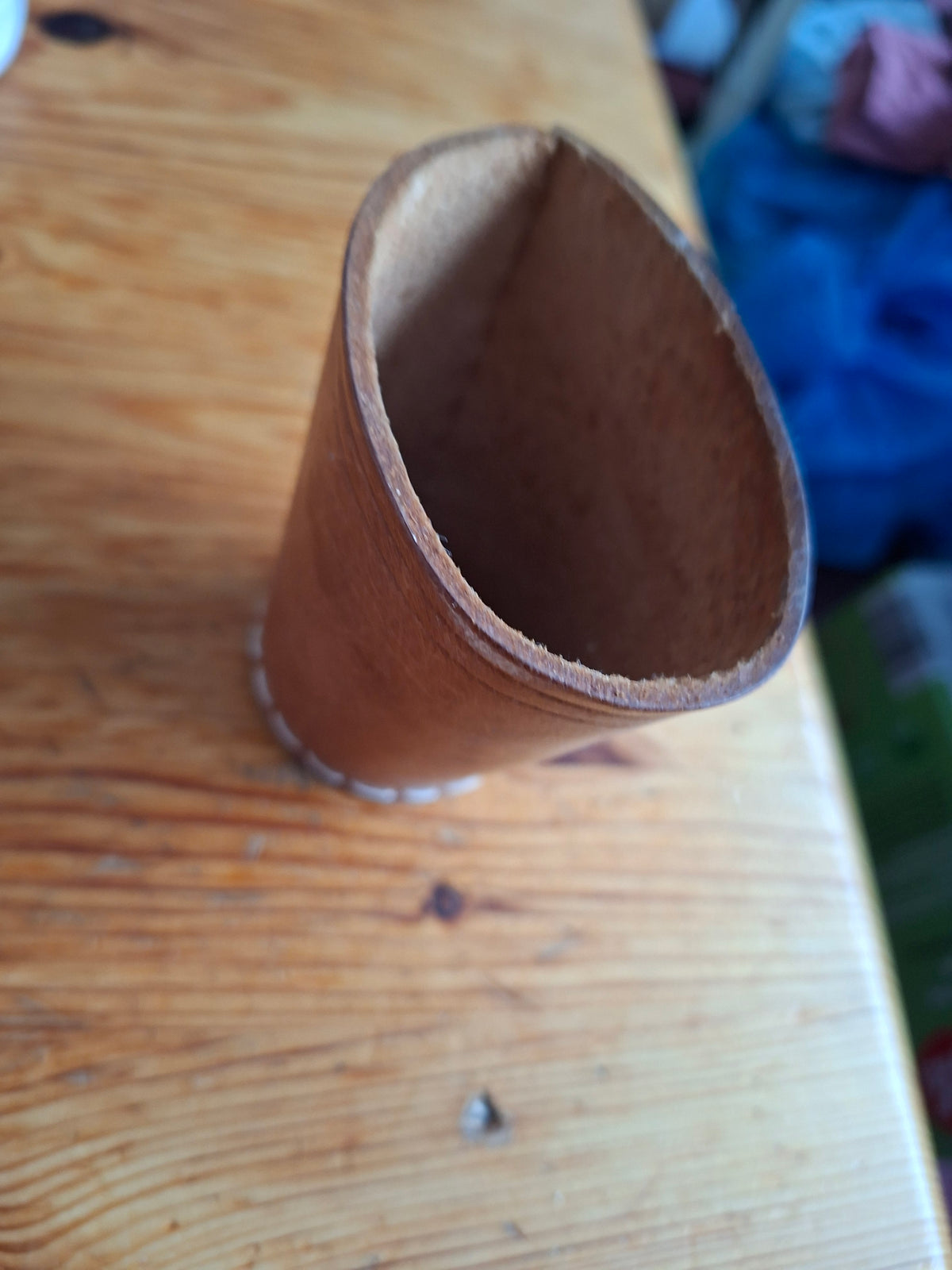 Knobelbecher