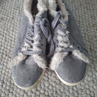 Schuhe 39