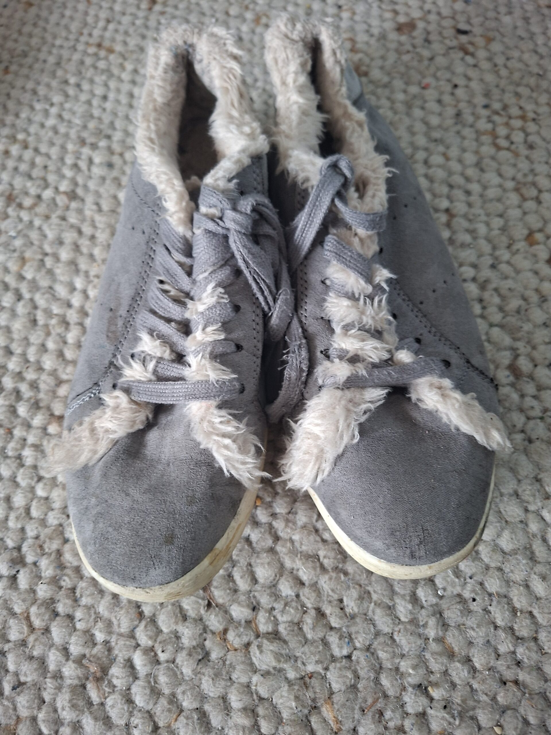 Schuhe 39