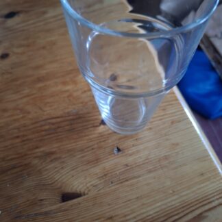 Großes Glas