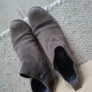 Schuhe 40