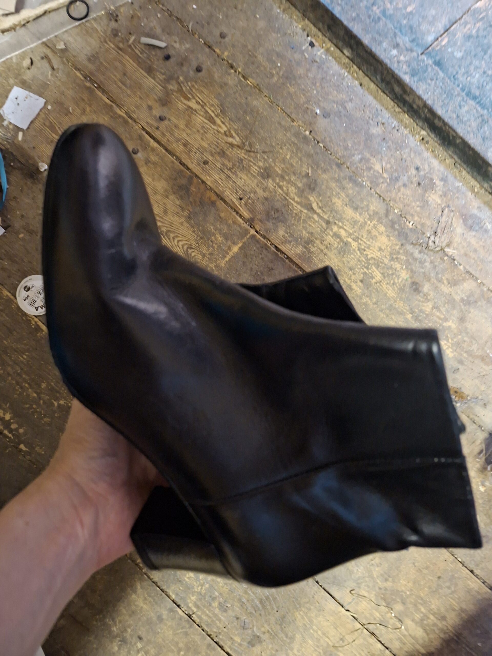 Schuhe 37